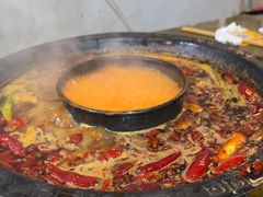 -黄潇洒老火锅(九眼桥宏济巷店)