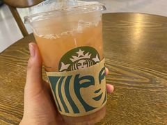 冰摇桃桃乌龙茶-星巴克(南京新百店)