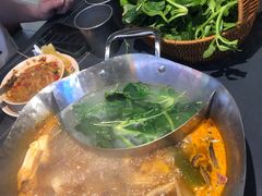-由衷贵州酸汤牛肉火锅(新桥店)