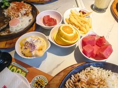 -豪享来中西餐厅(延安东路店)