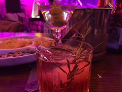 -vimi便利店酒吧