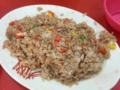 炒饭-垦丁辉哥生鱼片