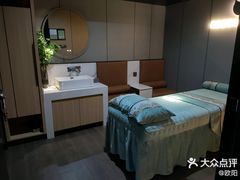 -鹤祥宫影院足道SPA连锁(吉大万国汇钰海店)