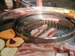 -哈哈碳都·牛肋条无限自助烤肉(宝龙店)