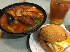 番茄浓汤鸡翅猪扒通粉-华嫂冰室(尖沙咀店)