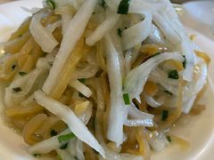 萝卜丝海蜇-新南华大酒店(长寿店)