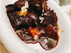 慢火焖小牛肉-山外山菜馆(玉泉路店)
