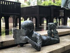 -三亚湾海居铂尔曼度假酒店