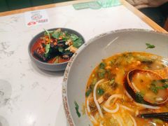 -百春原湖南牛肉粉(百联世纪店)