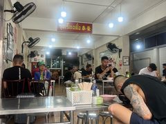 -榮泰米粉湯(Left Shop)