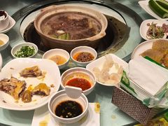 -天宜隆蘑菇宴火锅(石景山旗舰店)