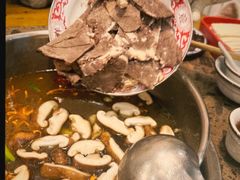 -乳仔牛牦牛汤锅 烤羊排(松潘古城店)