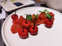 樱桃鹅肝-小大董·烤鸭(观景餐厅·南京西路店)