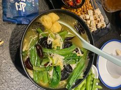 -马路边上·小海鲜烧烤(八一路店)