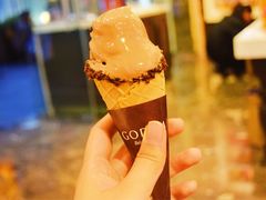 巧克力软冰淇淋-GODIVA(港汇恒隆广场)