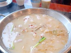 -老来福·非遗酸汤兔(凯旋路店)