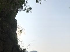 -百色大石围天坑群