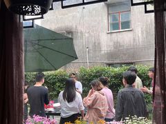 -小草屋轰趴馆别墅派对新场团建家庭聚会