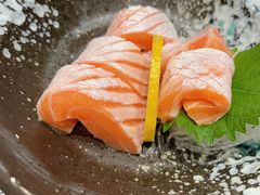 三文鱼鱼腩-乾山寿司(好运街店)