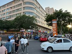 -正飞鲜奶(吐鲁番路店)