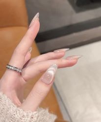 -U3美甲美睫沙龙