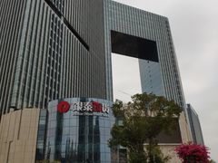 -银泰百货(厦门国贸中心店)