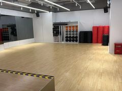 -乐刻运动健身(蓝润摩里中心店)