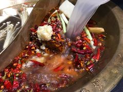 -沸炉重庆老火锅(军事博物馆店)