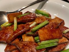 牛肝菌爆澳洲和牛-新荣记(南京西路店)