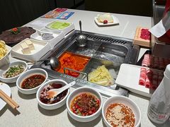 -海底捞火锅鲜切牛肉主题店(长寿路店)