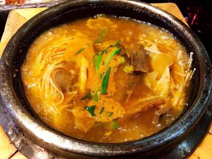 雕爷牛腩(老佛爷百货店)-"总的来说是很棒的餐厅啦～但就是实在是性价