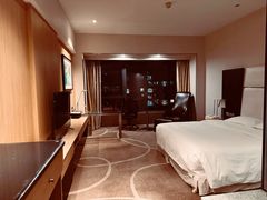 -上海虹桥西郊假日酒店