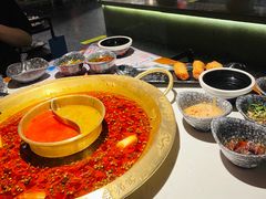 -哥老官重庆美蛙鱼头(五角场合生汇店)