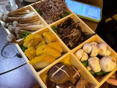 -爱新觉罗福臨火锅馆(万科滑雪场店)