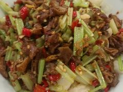 香芹炒腊肠盖码饭-易裕和·长沙米粉(竹塘西路店)