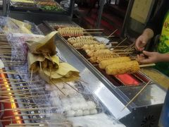 -小魏哥果仁烤面筋
