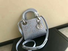 -SAINT LAURENT(海港城店)