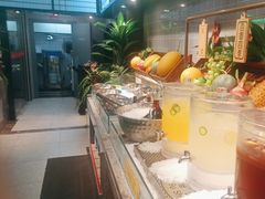 -金滏山烤肉·海鲜·火锅自助餐厅(襄阳万达店)