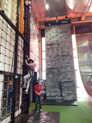 -嗨翻Hi-Fun竞技主题乐园·蹦床团建生日聚会(五棵松华熙店)