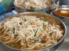 -正宗杨记普洱酸醋米线(总店)