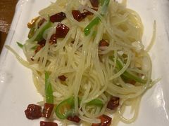 酸辣土豆丝-地锅居(翰林邻里中心店)