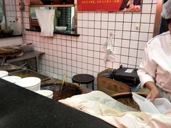 -陈寔包子王·卤煮小肠·京味小吃(龙潭店)