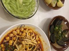 -李与白包子铺(桐梓林店)