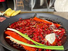 -黄潇洒老火锅(九眼桥宏济巷店)