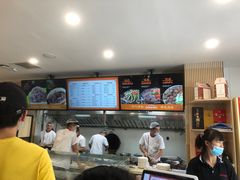 -闫家驴肉老店(华电一校店)