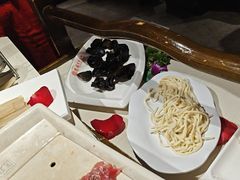 -思阁炭香火锅(学伟鑫城总店)