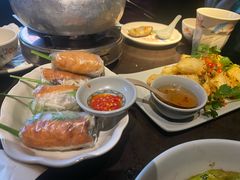 -大头虾越式风味餐厅(光明广场店)