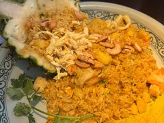 -大头虾越式风味餐厅(光明广场店)