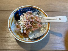 -臻鲜燕海鲜融合餐厅(金陵style店)