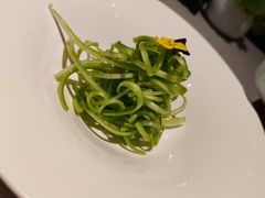 炝拌鲍芹-金海华·悦食东方(苏州中心商场店)